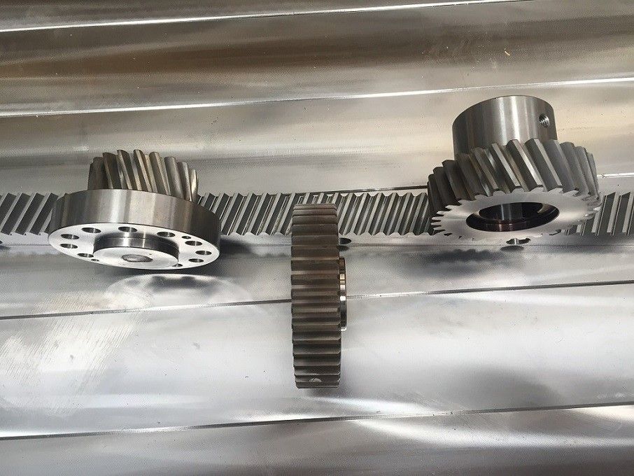 High Precision Rack And Pinion Mechanism / Black Helical Rack And